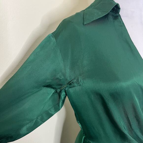 Nicholas Electra Satin Gown 4 Green Long Sleeve Maxi V-Neck A-Line Cocktail Slit - Picture 13 of 15